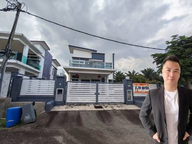 Bungalow House For Sale in Paya Rumput,MLK