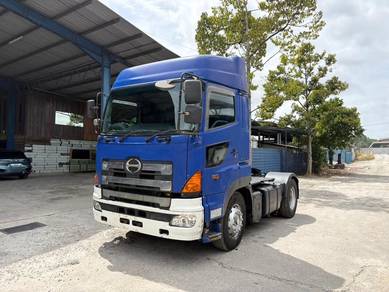 Recond Hino 700 E13C Prime Mover High Roof For Sel