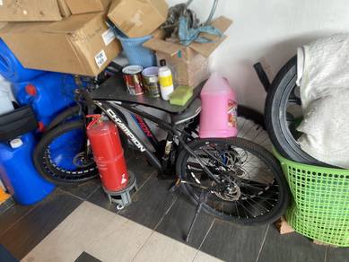 mountain bike 2 biji ingin dilepaskan