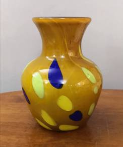 3501 art glass vase brown