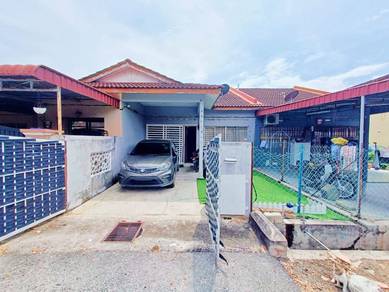 1-storey Terraced House For Sale in Banting,SGR