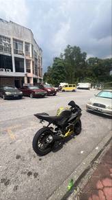 Yamaha R15