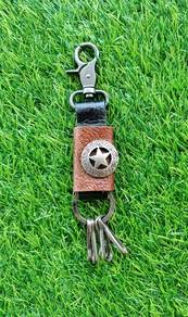 Handmade Leather key holder letak kunci