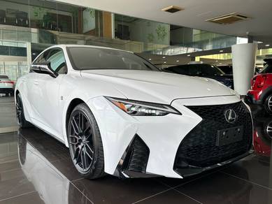 Lexus IS 300 F-SPORT  in Gombak, KUL