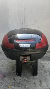 givi simply ingin dilepaskan 