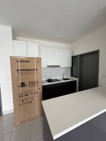 Condominium For Rent in E Island Lake Haven