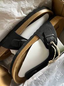 Sandal Bata