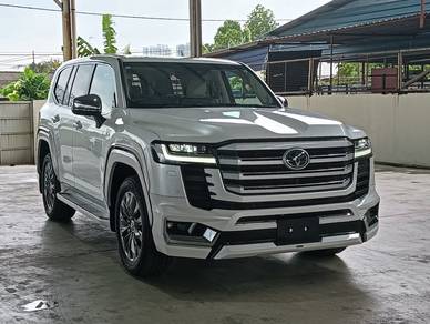 Toyota Land Cruiser ZX in Johor Bahru, JHR