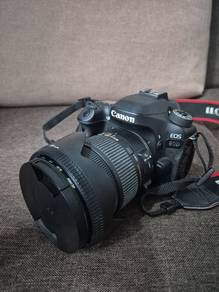 Canon 80D with sigma 17-50mm lens