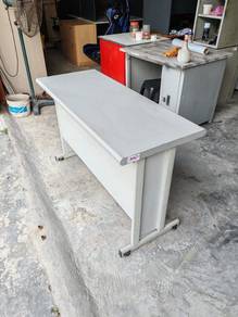 Meja 4' x 2' kaki