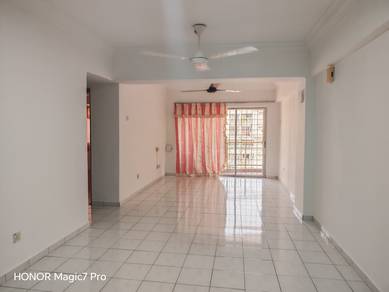 Condominium For Rent in Vista Saujana