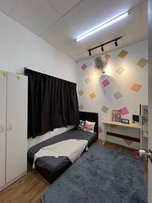 Room in Puchong, SGR
