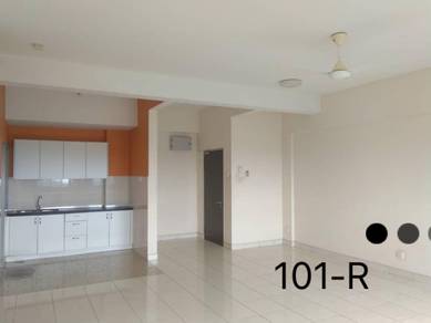 Condominium For Sale in Lagoon Suites