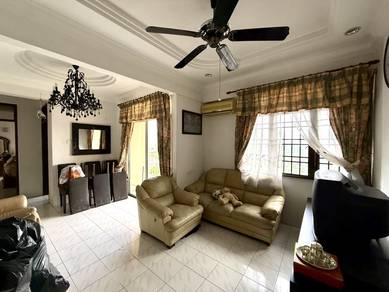 Apartment For Sale in Acres Ville