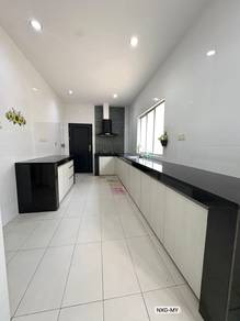 Semi-Detached House For Sale in Ambang Botanic,SGR