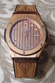 Watch @ HOBLOT Rose Gold