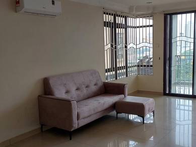 Condominium For Rent in Royal Domain Sri Putramas 2