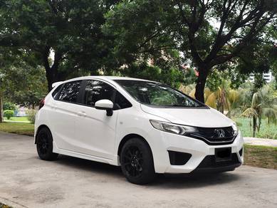 Honda Jazz E in Batu Caves, SGR