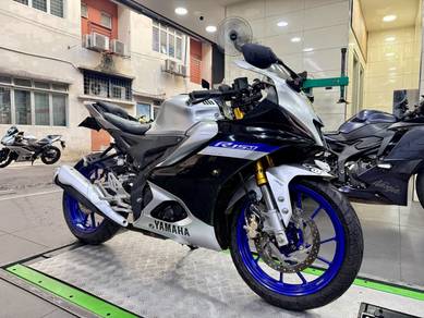 Yamaha R15