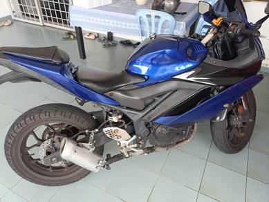 Yamaha R25