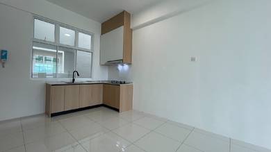 Condominium For Sale in Sierra East