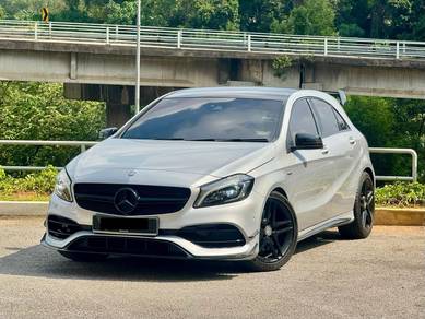 Mercedes Benz A250 250 SPORTS (CBU) in Desa Petaling, KUL