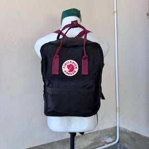FJALLRAVEN KANKEN Black Backpack