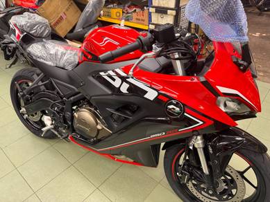 QJ Motor SRK250RR