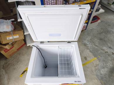 128 liters freezer for sale 