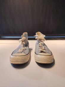 Kasut Converse