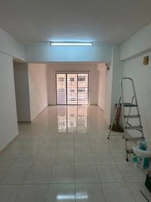 Condominium For Sale in Vista Saujana