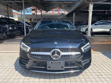 Mercedes Benz A180 180 AMG LINE (CBU) in Desa Pandan, KUL