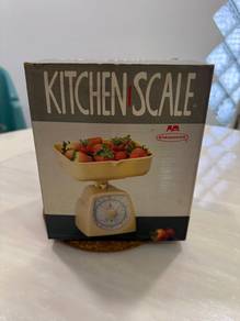 Red Standard Kitchen Scale with Bowl