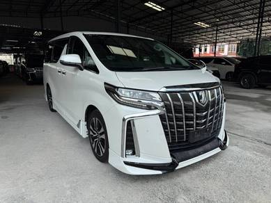 Toyota Alphard SC in Ampang Hilir, KUL