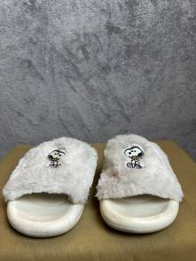 Slippers casual