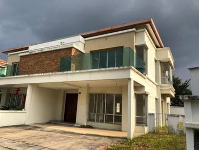 Semi-Detached House For Sale in Rawang,SGR