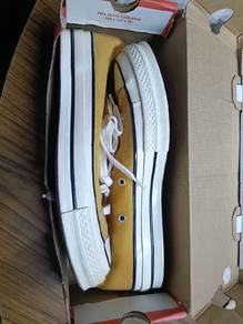 Converse shoe
