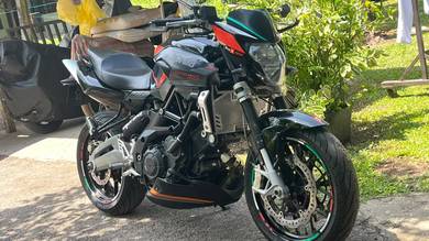 Aprilia Shiver 750
