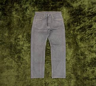 Levi’s 501 sz 32)
