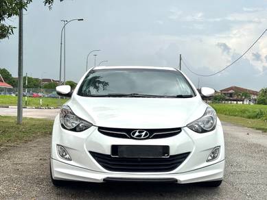 Hyundai Elantra PREMIUM in Masai, JHR