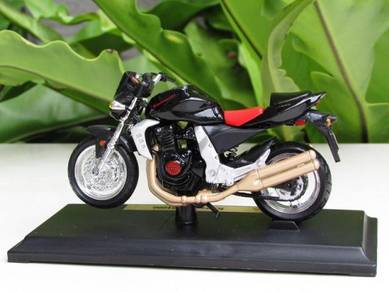 Maisto 1-18 Kawasaki Z1000 Sport Bike