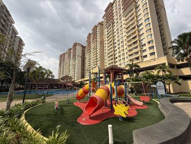 Condominium For Sale in Koi Tropika
