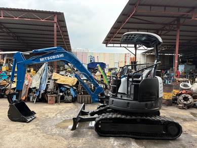 Fully Recon imported Japan Mini-excavator MM30CR