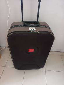 drag on bag 24 inches 2 wheels 
