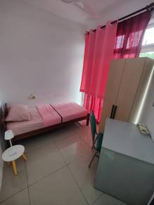 Room in Putrajaya, PJY