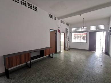 1-storey Terraced House For Sale in Old Klang Road,KUL
