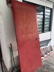 pintu bilik