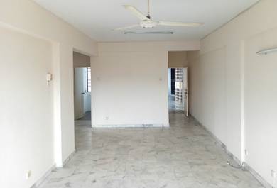 Condominium For Sale in Pandan Puteri