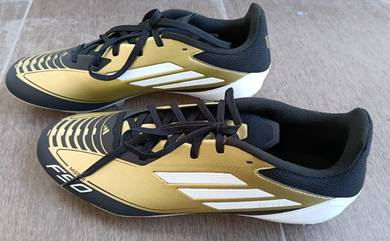 Adidas shoes size 44