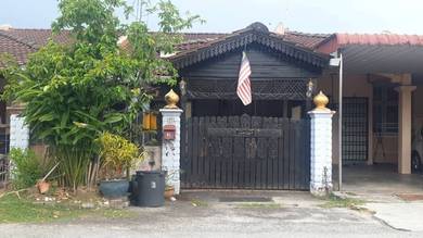 1-storey Terraced House For Sale in Parit Buntar,PRK